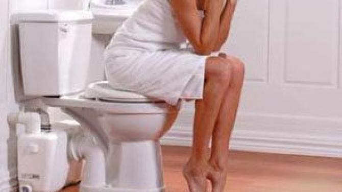 Навязчивые позывы в туалет по-маленькому: причины у мужчин и женщин, а также основные подходы к лечению